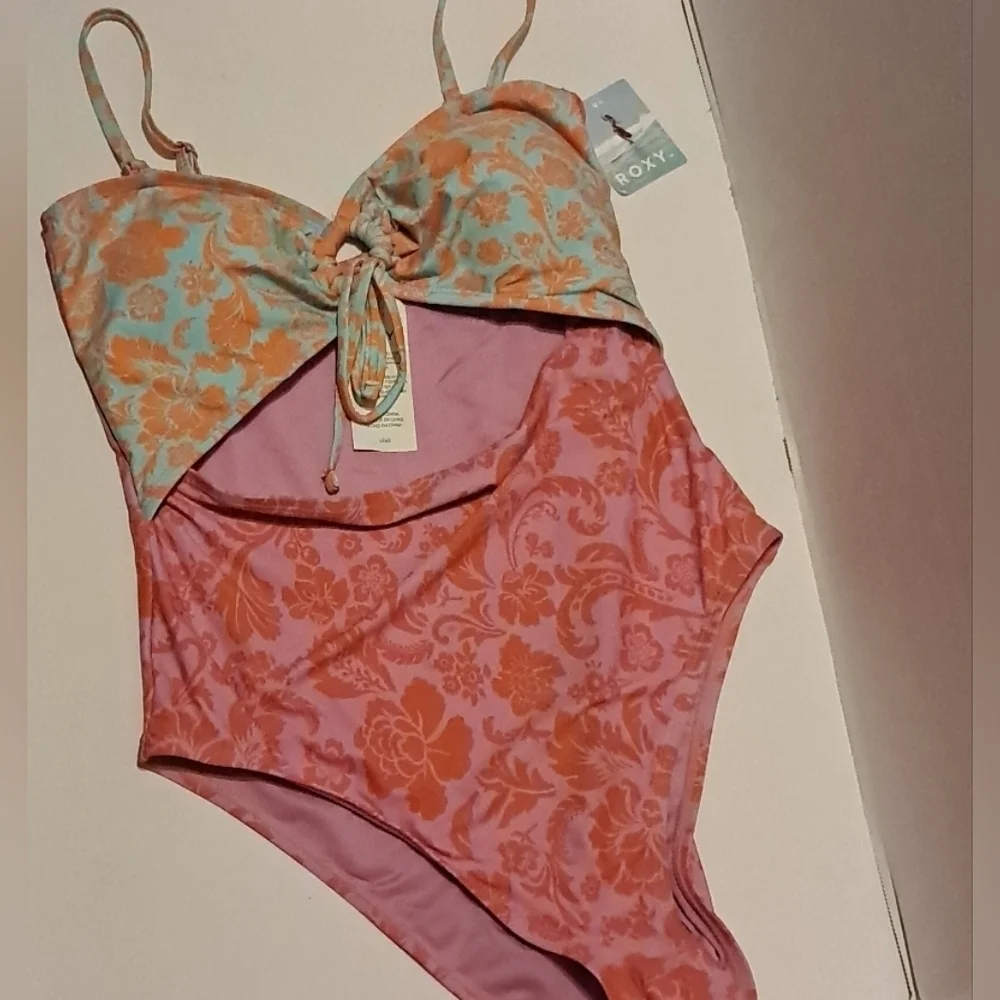 Roxy Women Hot Topics Peak A Boo One Piece Swimsuit Floral Cut Out High Cut - Picture 10 of 11